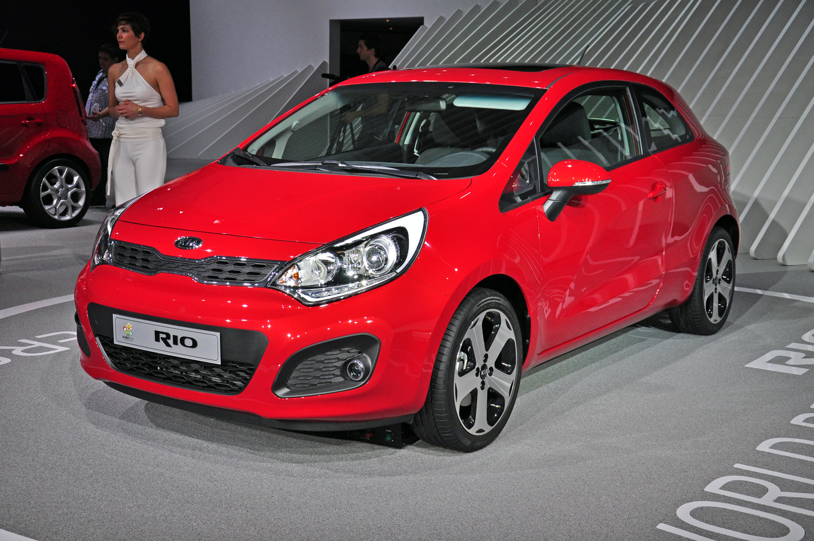 kia rio 3door 1