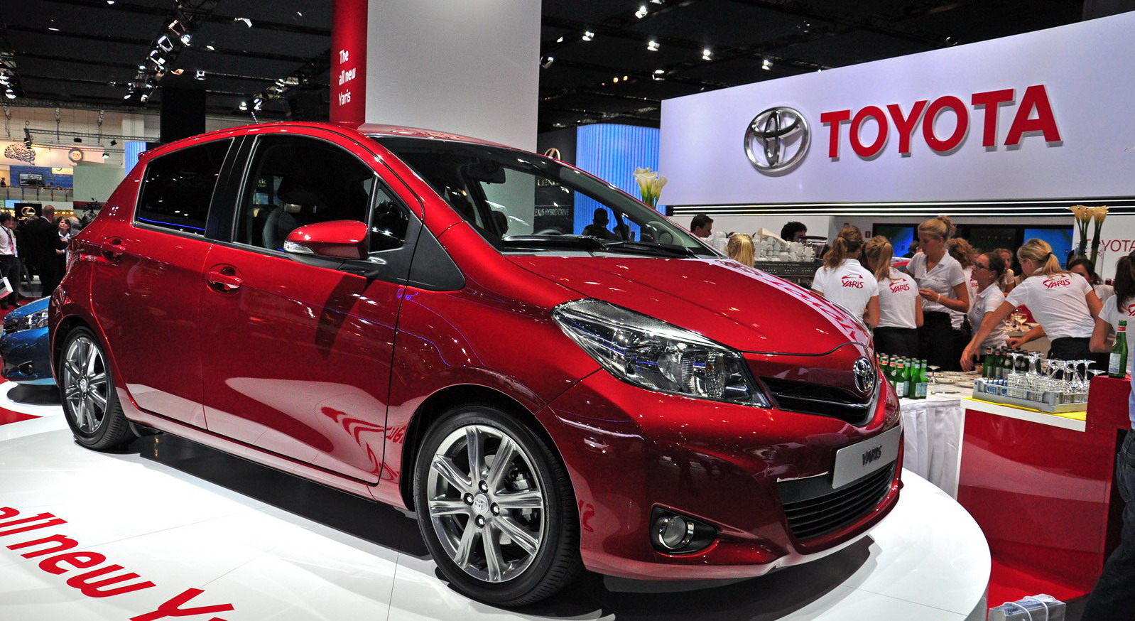 toyota yaris 1