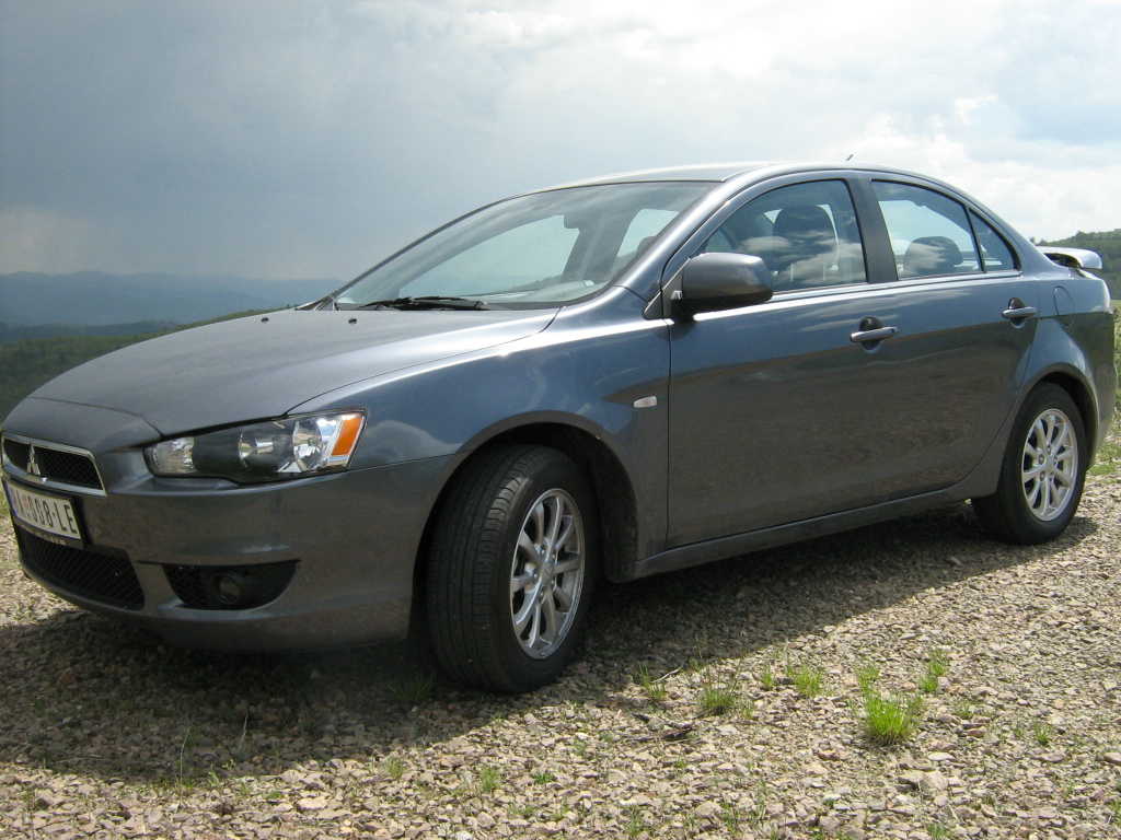 Lancer exterior 2
