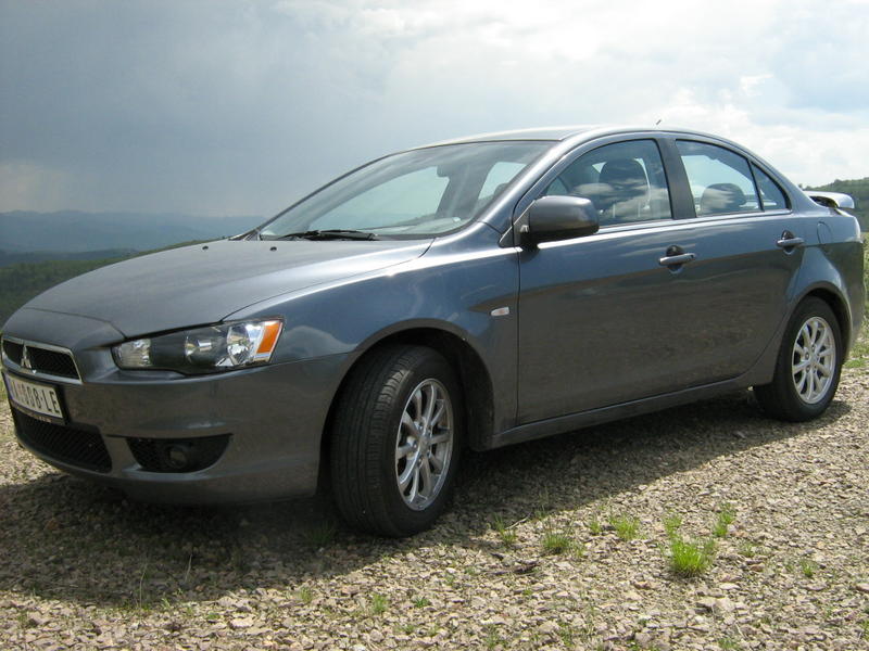 Lancer exterior 2