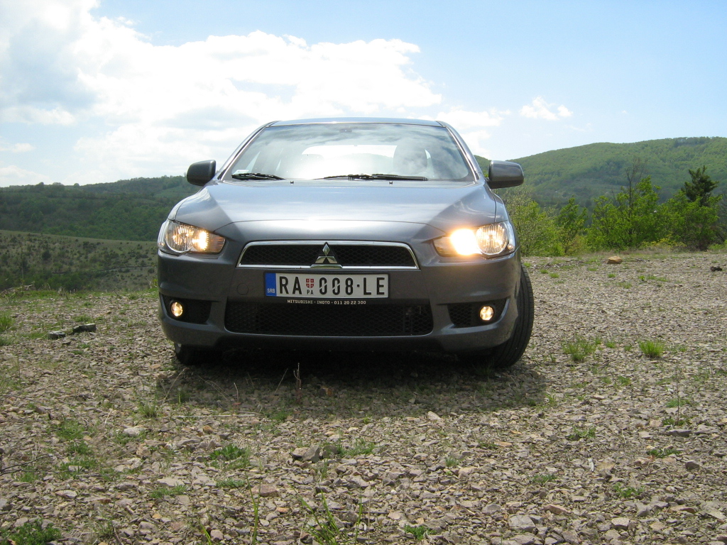 Mitsubishi lancer 10