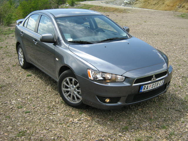 Mitsubishi lancer 14