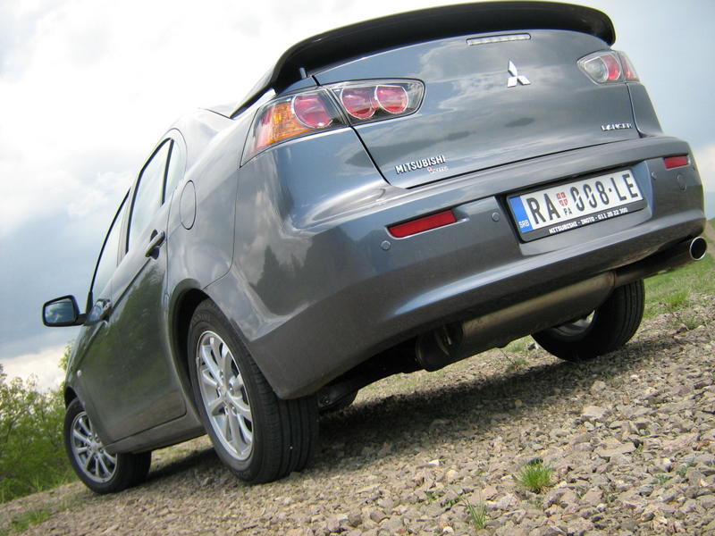 Mitsubishi lancer 20