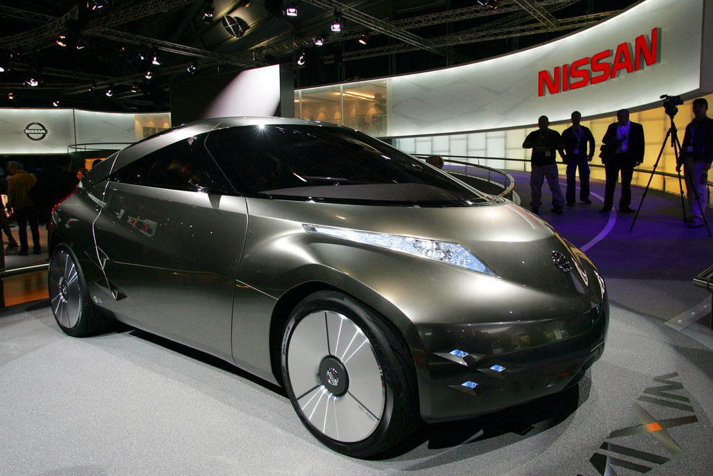 nissan mixim 1