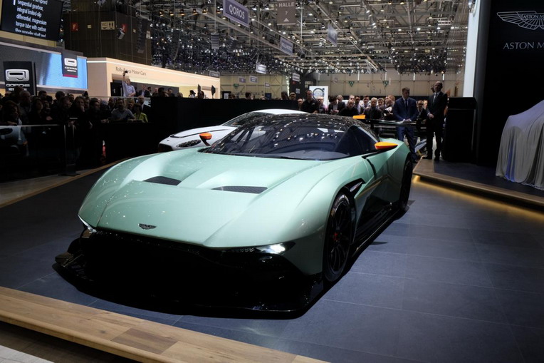 aston martin vulcan
