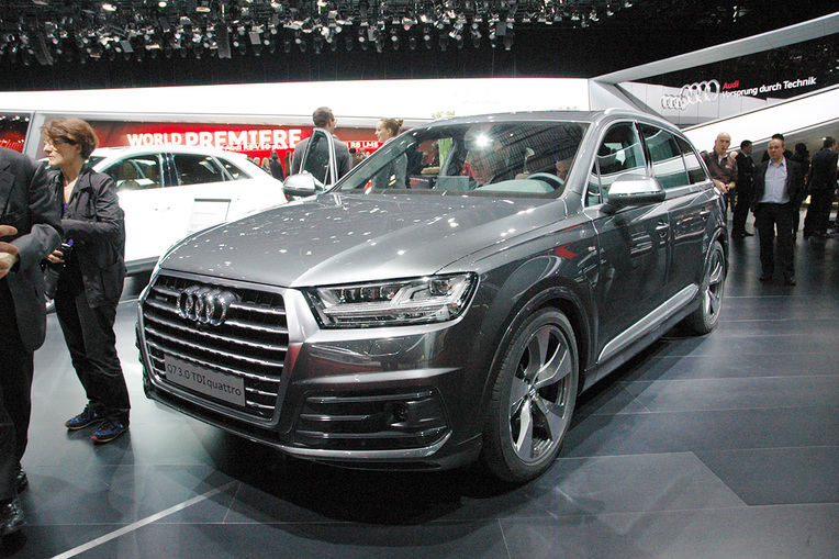 audi q7 1