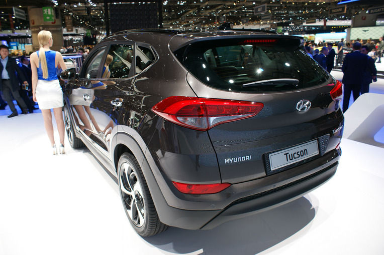 hyundai tucson 11