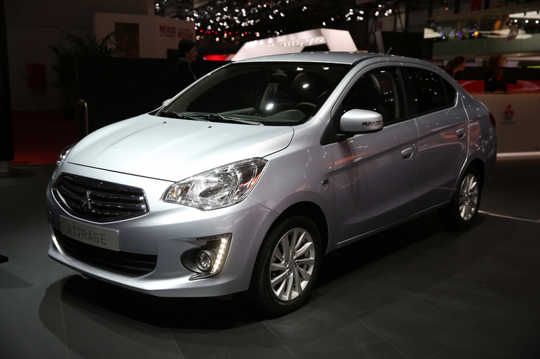 mitsubihsi attrage 1