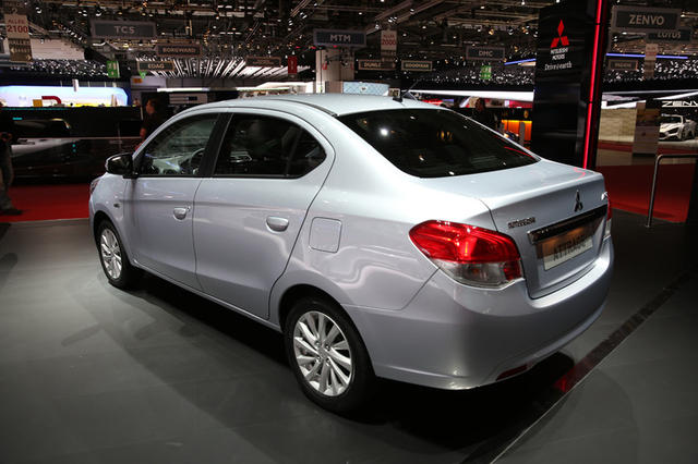 mitsubishi attrage 11