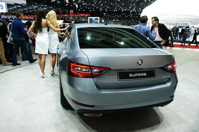 skoda superb 111
