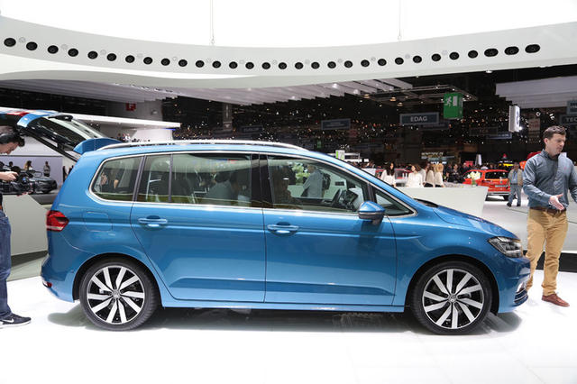 volkswagen touran 11