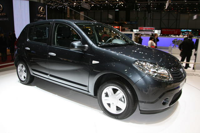 dacia sandero 1