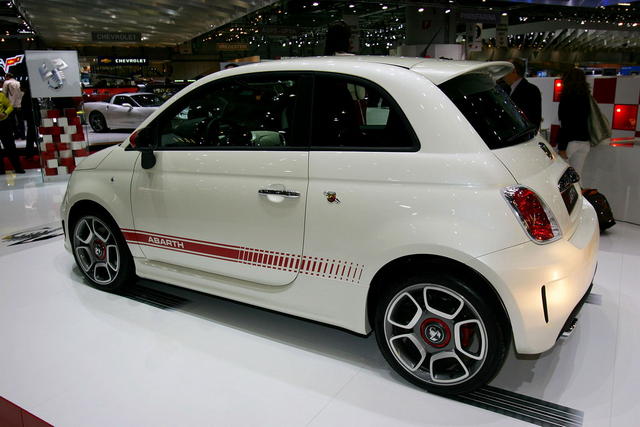 fiat 500 abarth 11