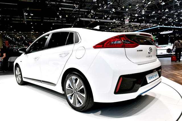 hyundai ioniq 11