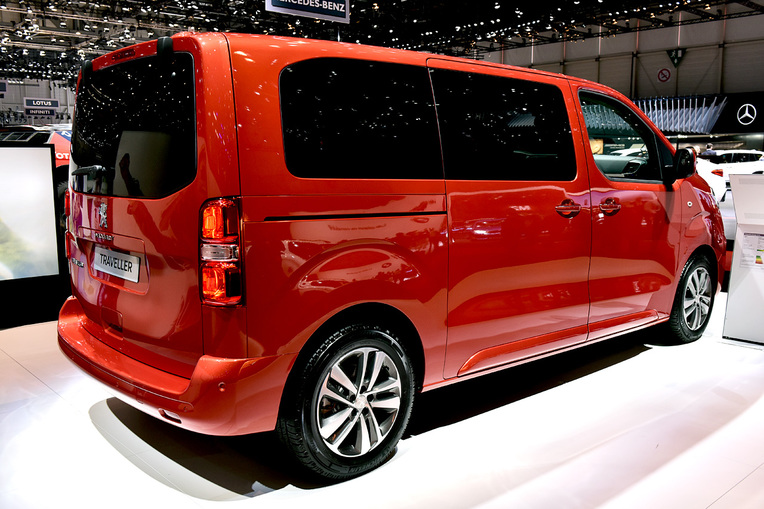 peugeot traveller 11