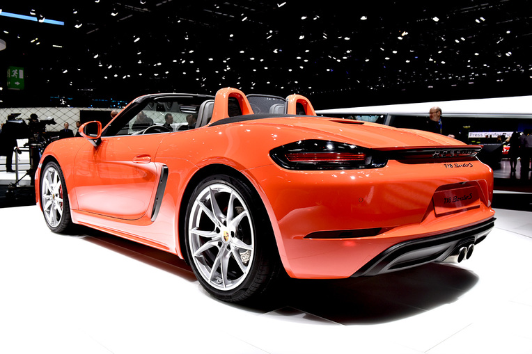 porsche 718 boxster 11