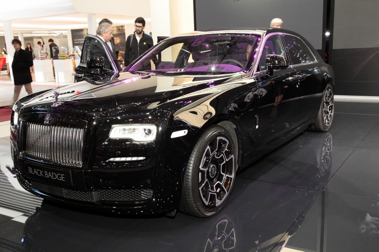rolls-royce ghost black badge 1