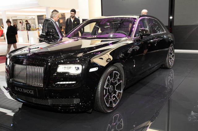 rolls-royce ghost black badge 1