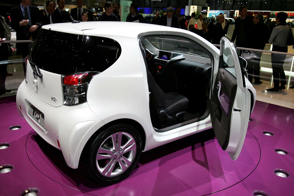 toyota iq 11