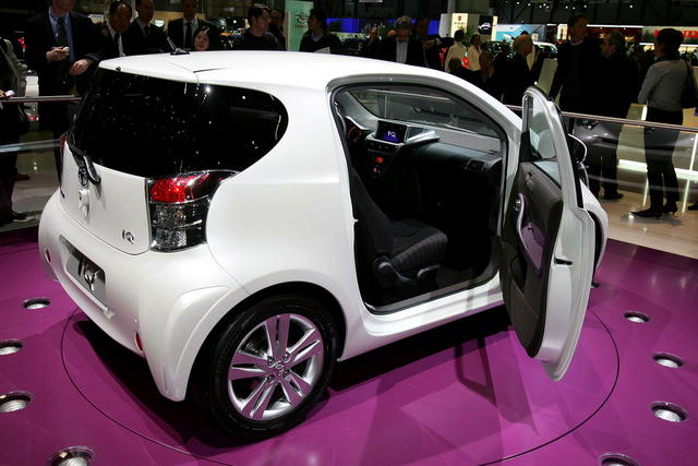 toyota iq 11