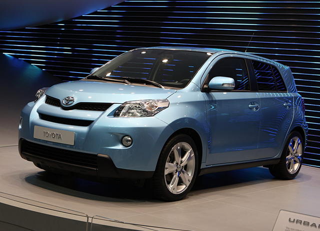 toyota urban cruiser