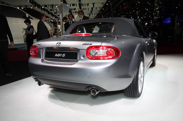 mazda mx-5 11