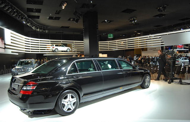 mercedes s 600 pullman guard 11