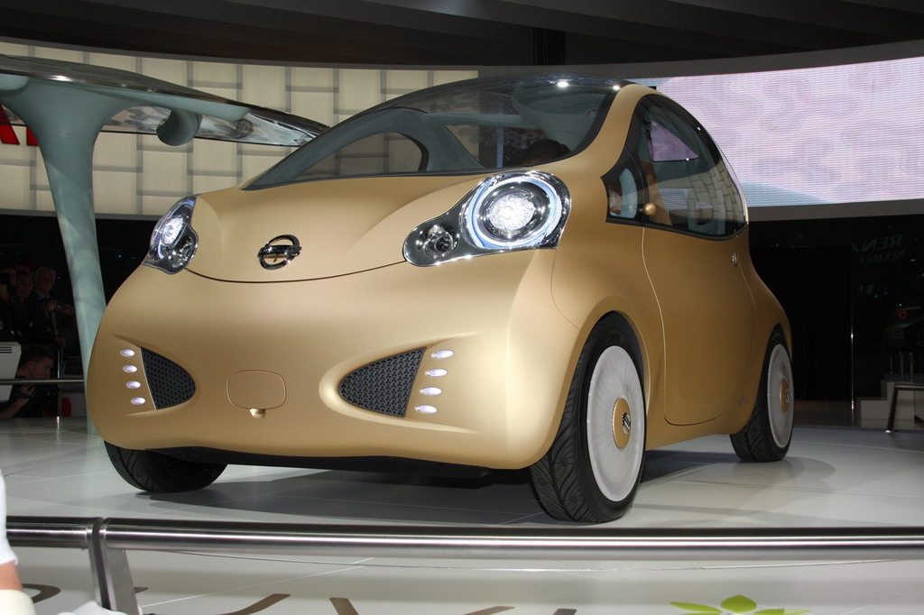 nissan nuvu 1