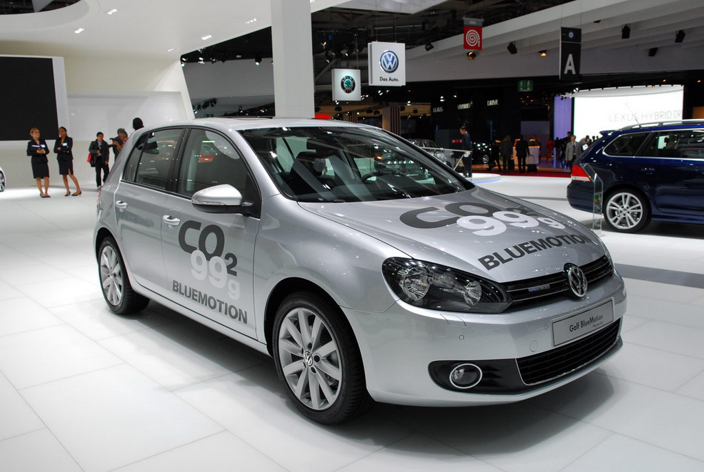 volkswagen golf bluemotion