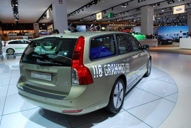volvo v50 drive