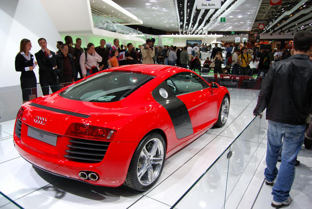 audi r8 11