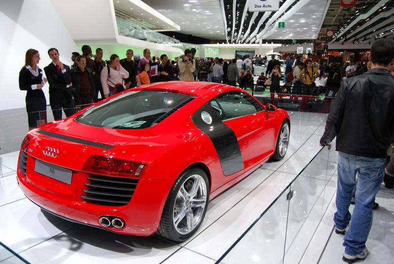audi r8 11