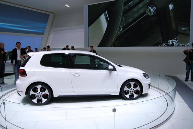 volkswagen golf gti 11