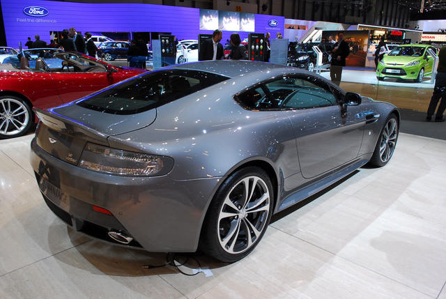 aston martin v12 vantage 11