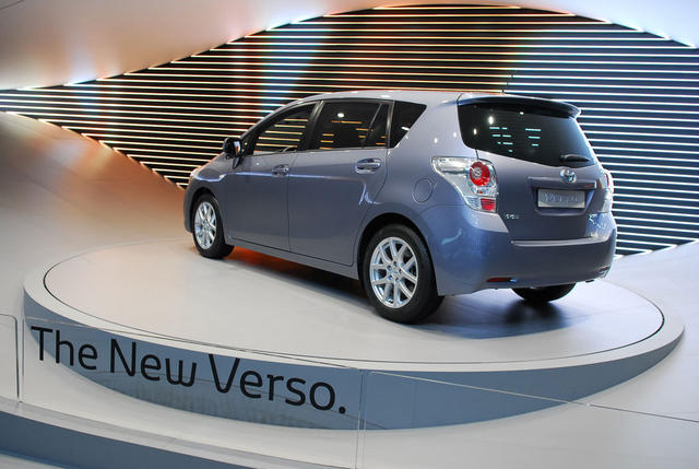 toyota verso 11