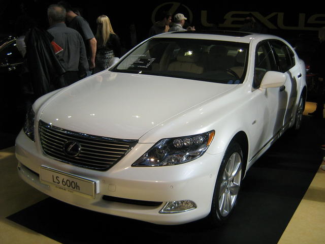 lexus ls 600h