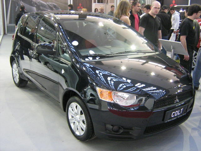 mitsubishi colt