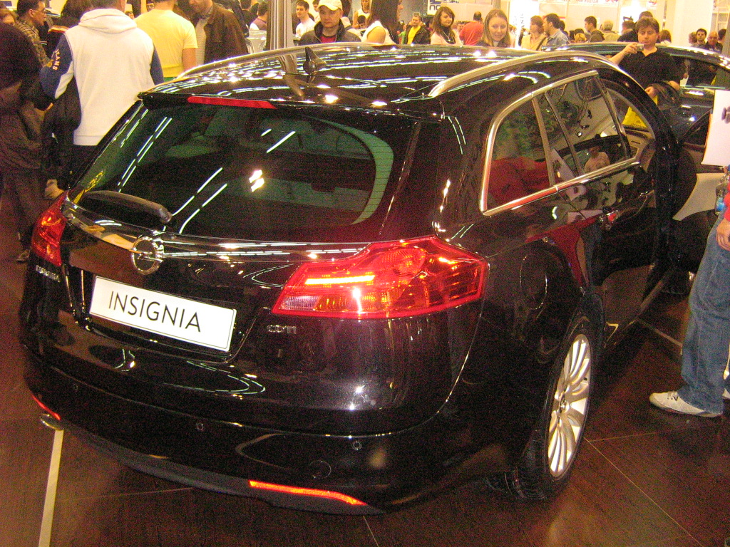 opel insignia sports tourer