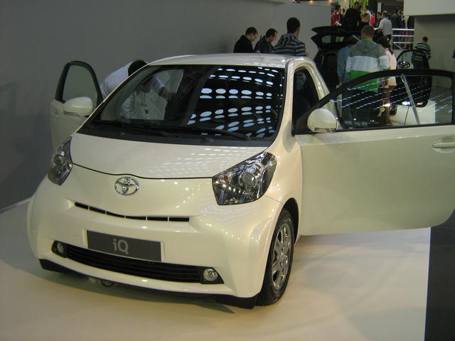toyota iq 1