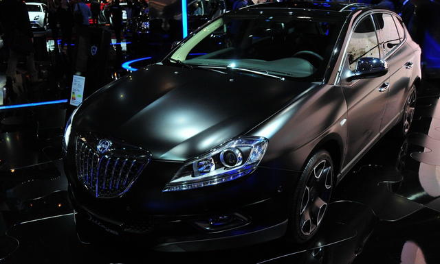 lancia delta hard black