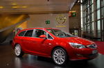 opel astra sports tourer 1