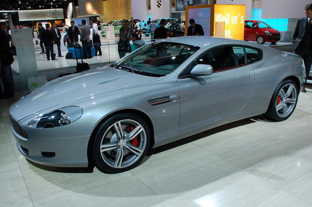 aston martin db9 lm