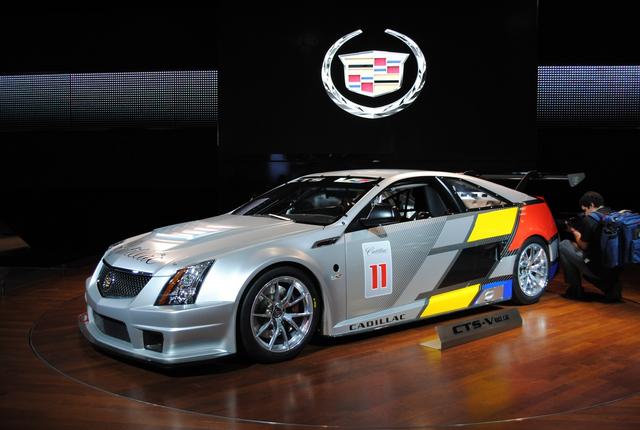 cadillac cts-v coupe race car 1