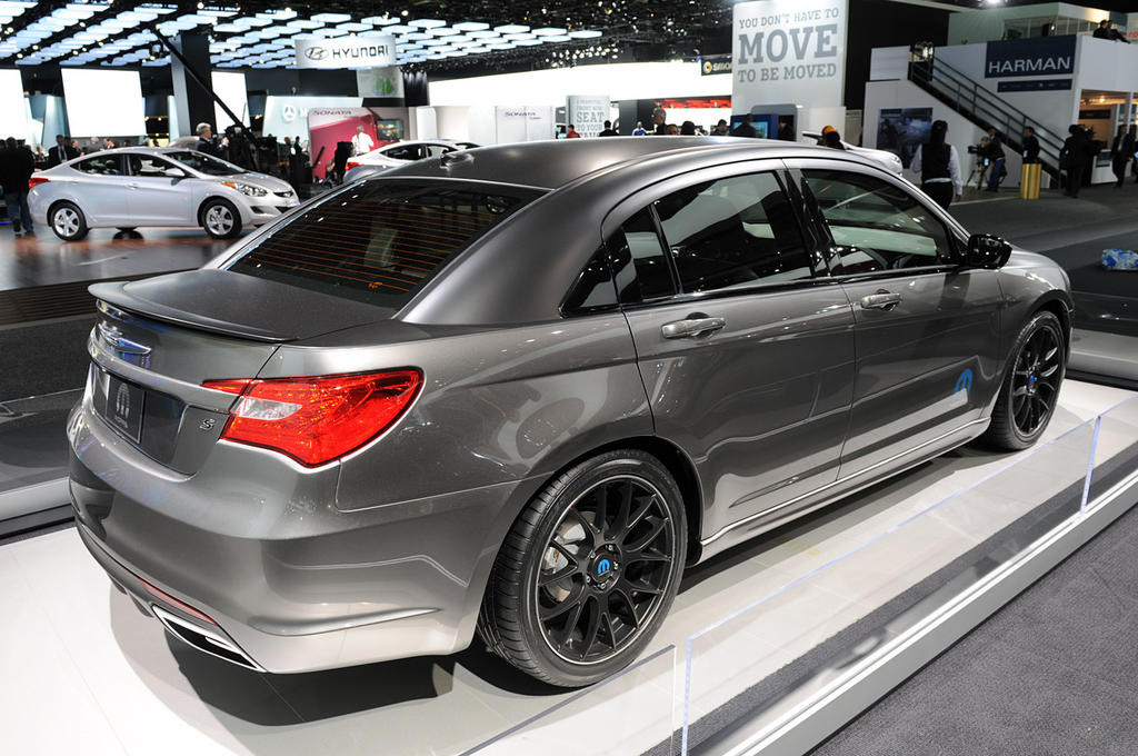 chrysler 200 super s by mopar 11