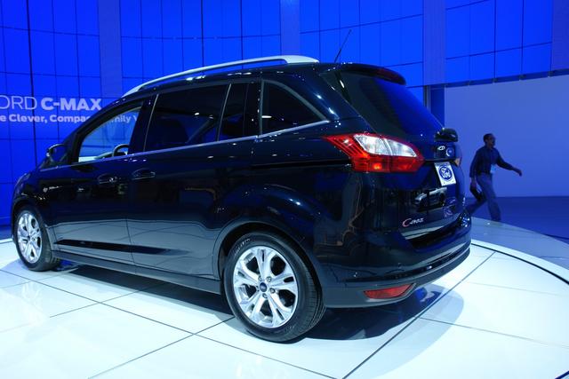 ford c-max 11